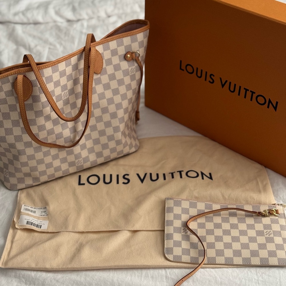 Louis Vuitton Neverfull MM Rose Ballerine